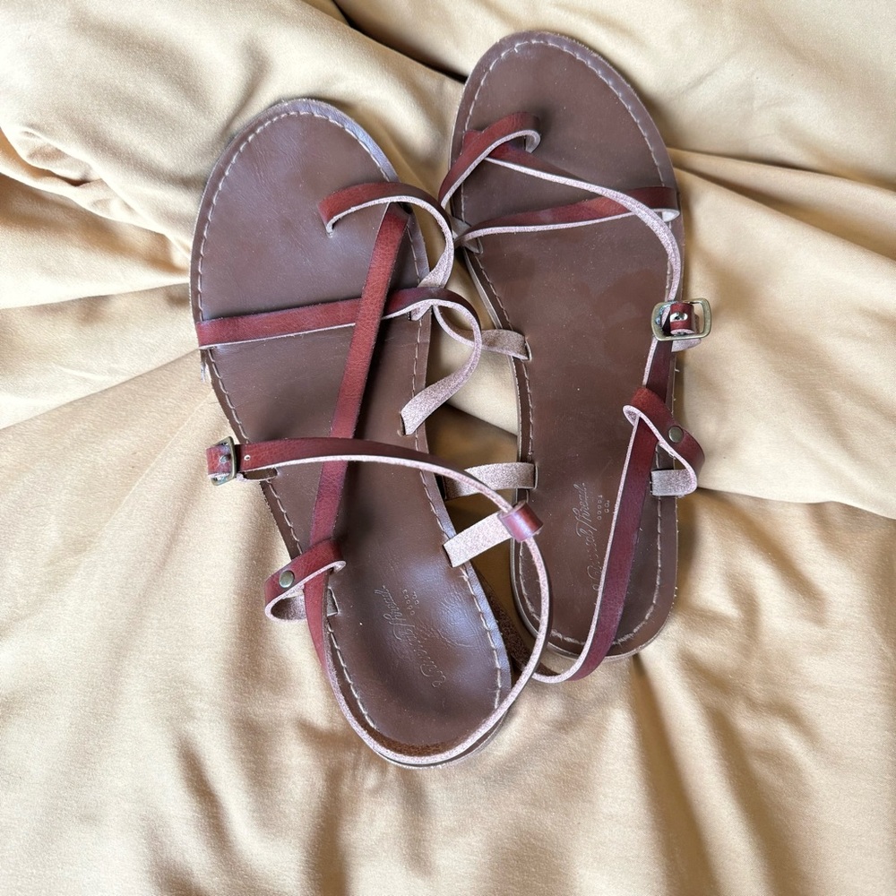 Universal Threads Toe Wrap Sandal